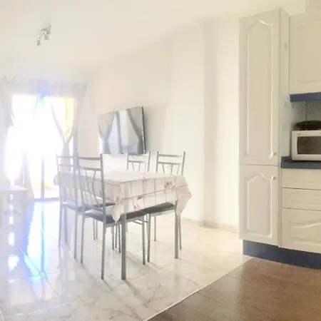 Апартаменты We House