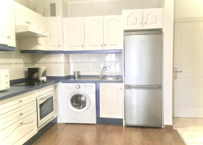 We House Апартаменты *